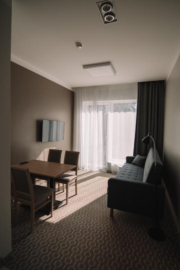 Merepargi Aparthotel & Cafe Narva-Jõesuu エクステリア 写真