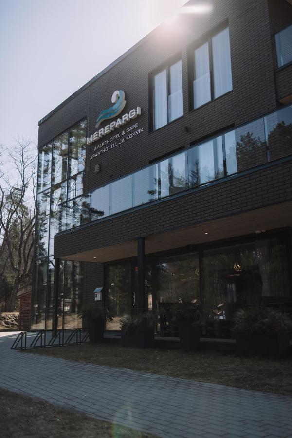 Merepargi Aparthotel & Cafe Narva-Jõesuu エクステリア 写真
