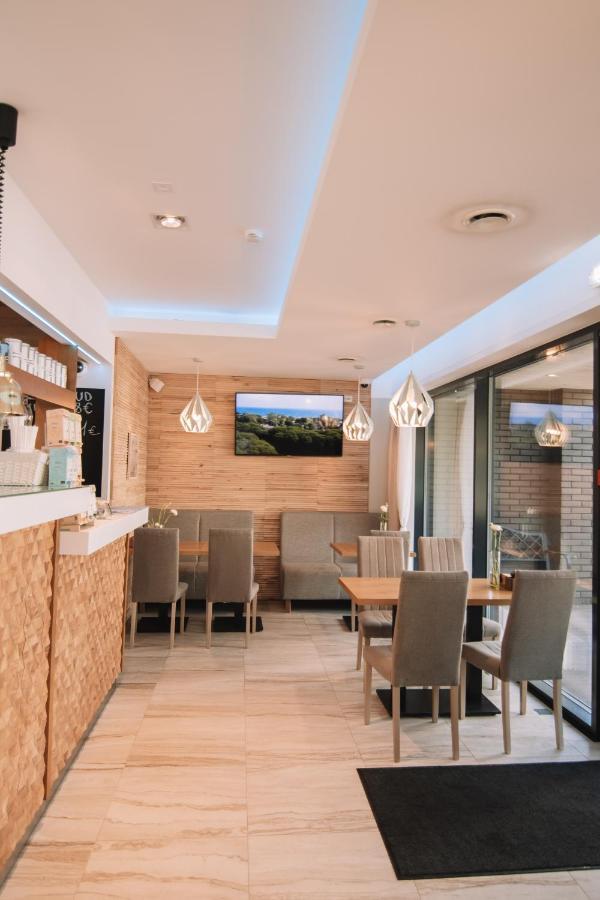 Merepargi Aparthotel & Cafe Narva-Jõesuu エクステリア 写真