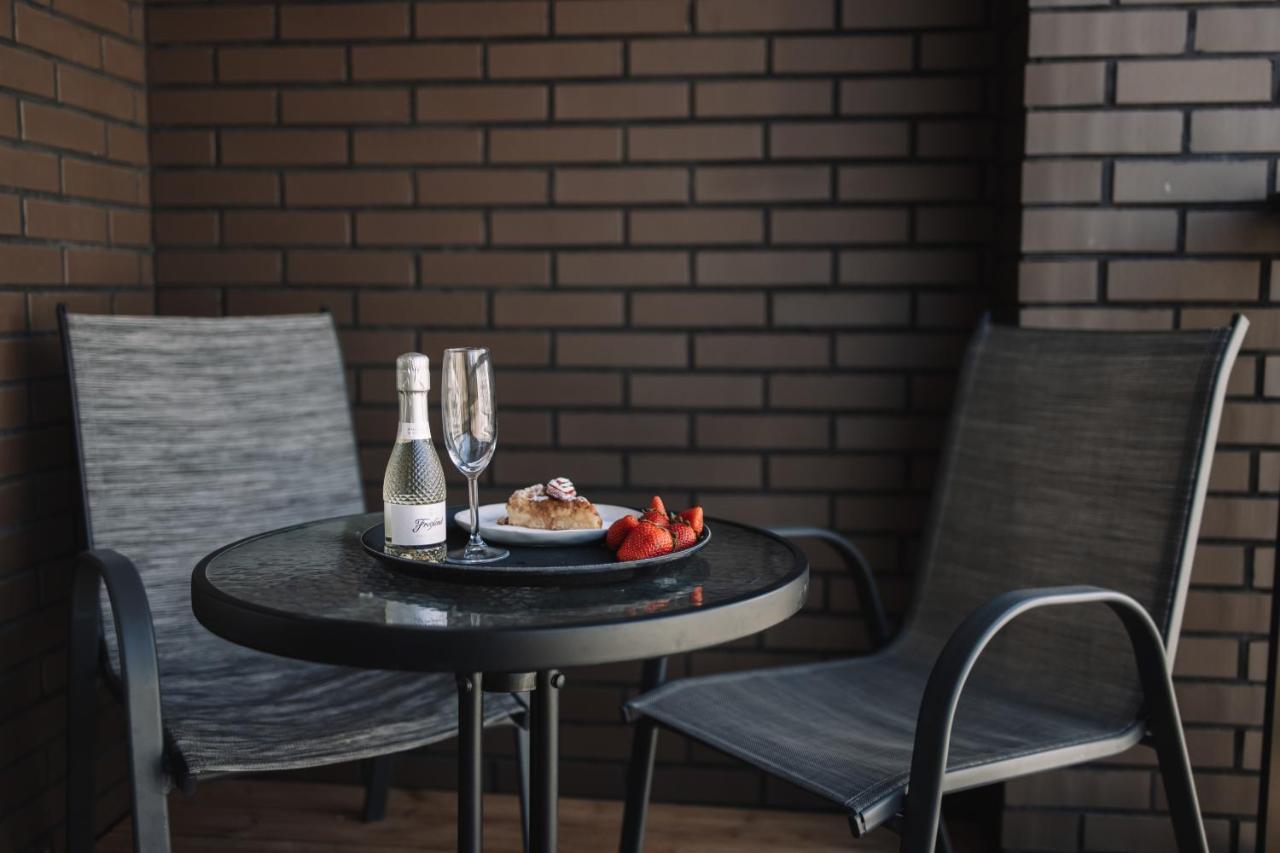 Merepargi Aparthotel & Cafe Narva-Jõesuu エクステリア 写真
